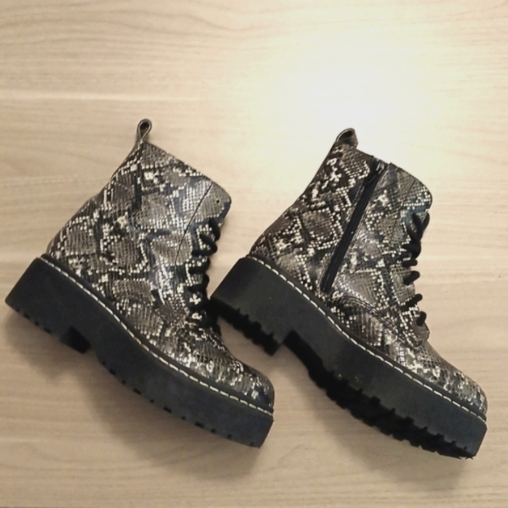 Jefftey Campbell "District" Leather Snakeskin Print Combat Boots in Size 8M